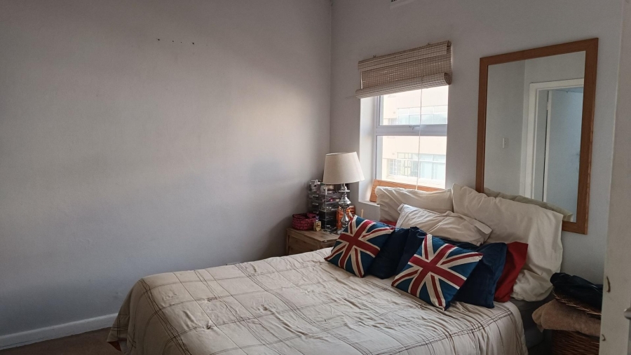 2 Bedroom Property for Sale in Zonnebloem Western Cape